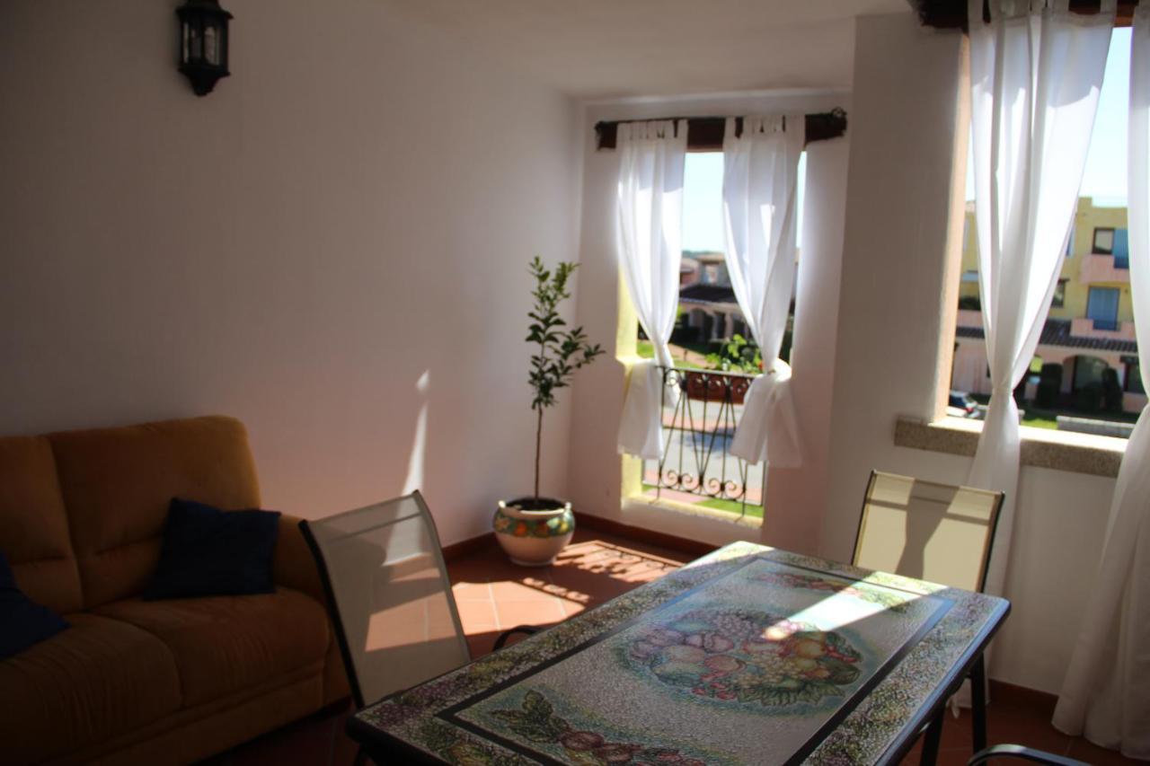 Appartamento Le Vele Porto San Paolo  Exteriör bild
