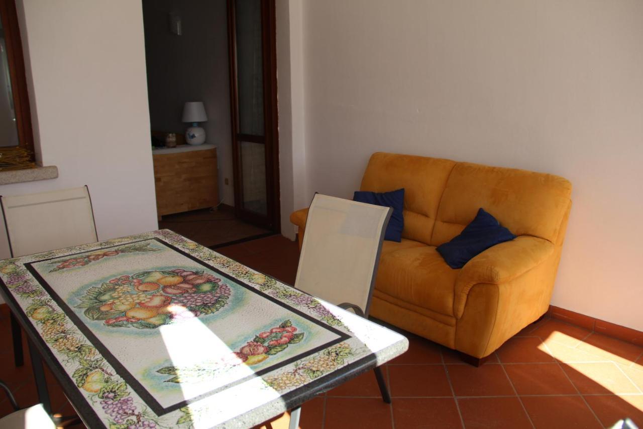 Appartamento Le Vele Porto San Paolo  Exteriör bild